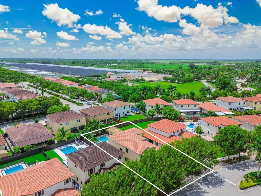 17670 SW 154th Pl Miami, FL 33187