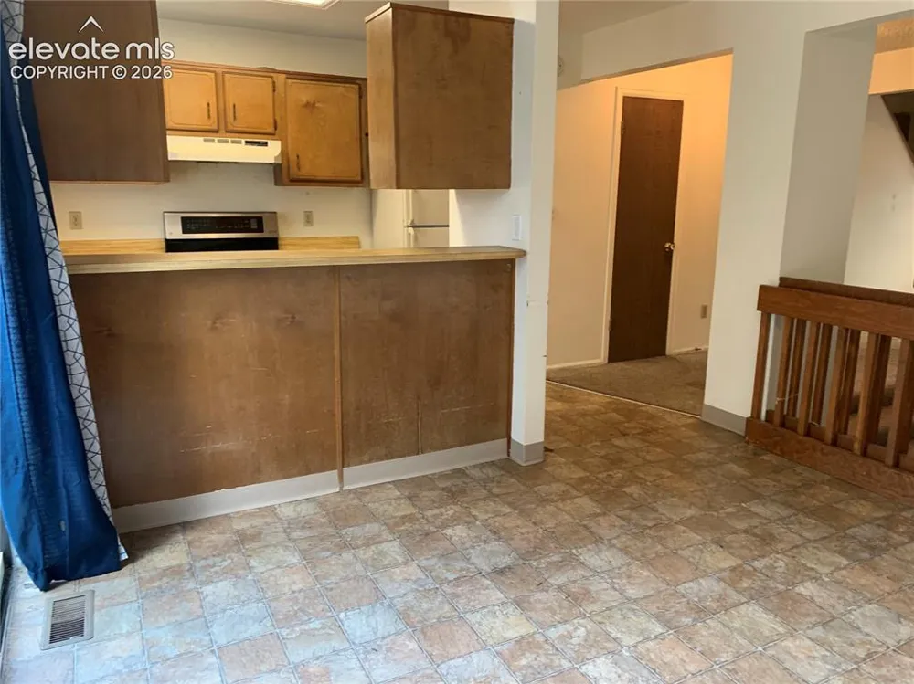 879 London Green Way Colorado Springs, CO 80906