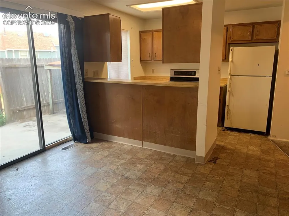 879 London Green Way Colorado Springs, CO 80906