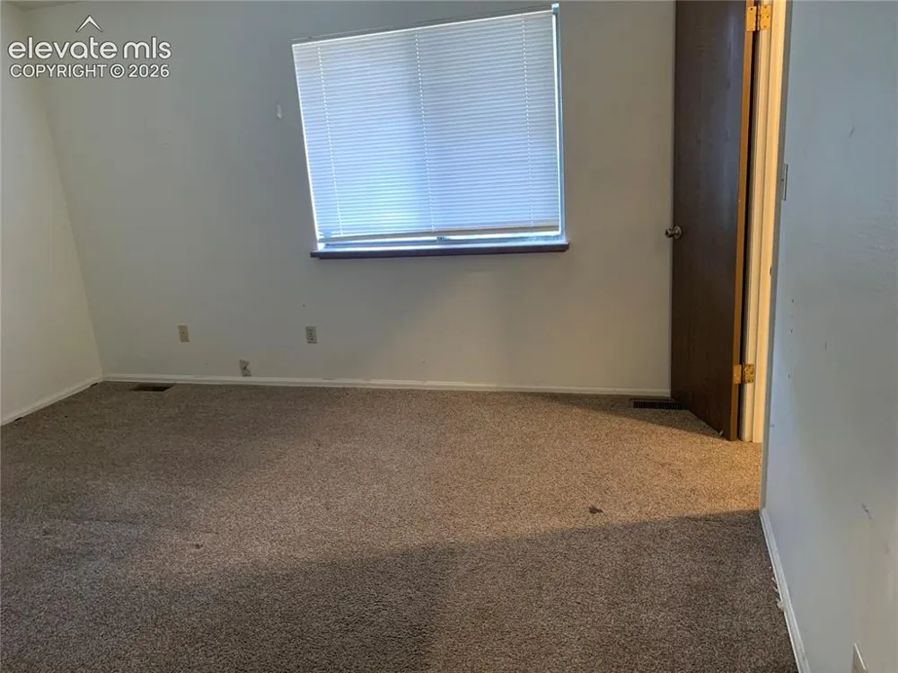 879 London Green Way Colorado Springs, CO 80906