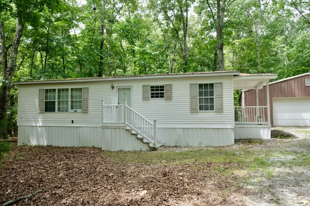 756 Ewing Cemetery Road Spring City, TN 37381