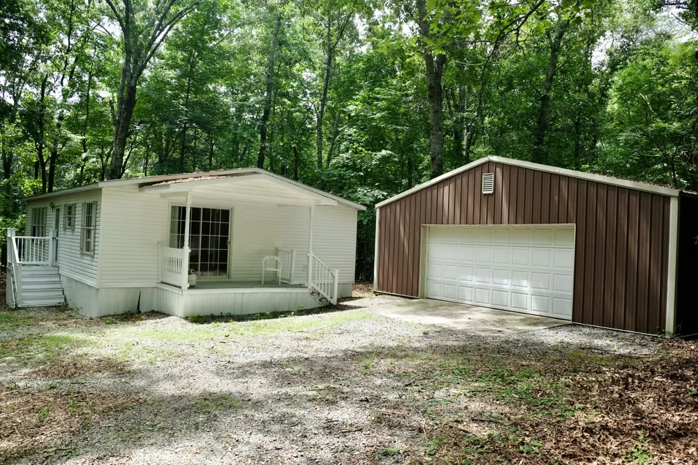 756 Ewing Cemetery Road Spring City, TN 37381