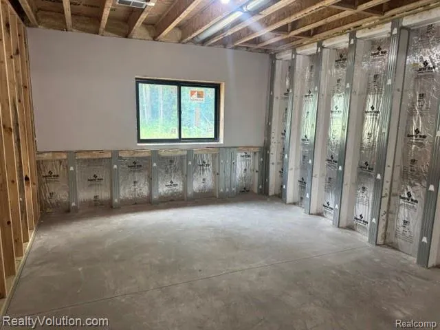 7260 Newark Road Imlay Township, MI 48444