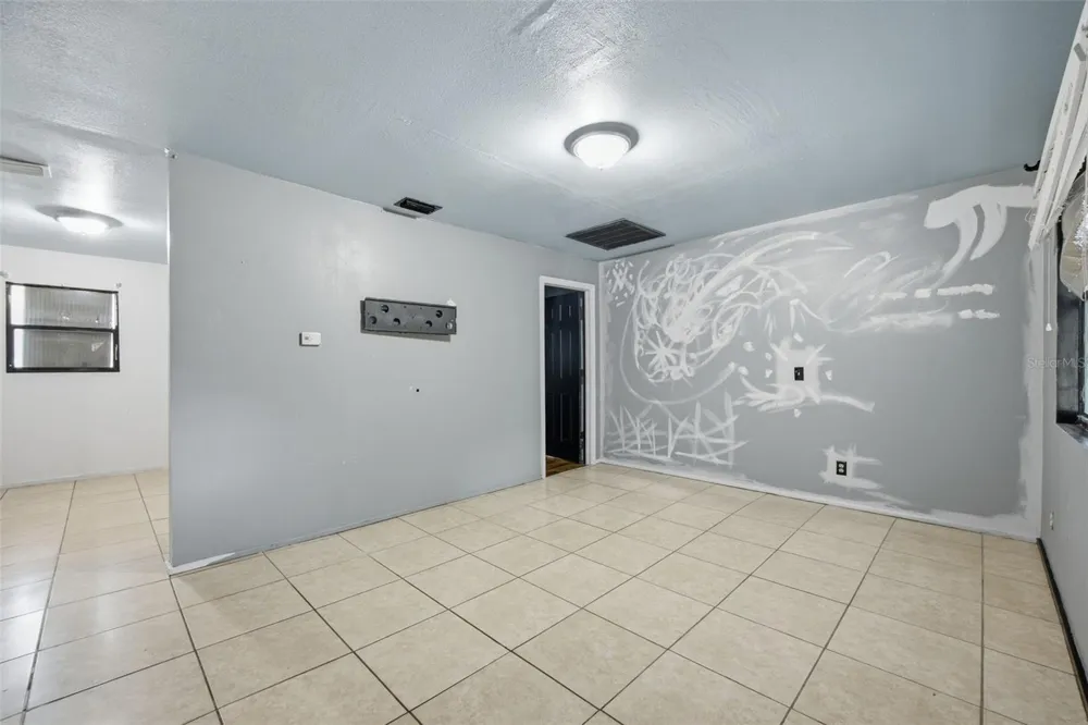 307 W ALFRED STREET Tampa, FL 33603