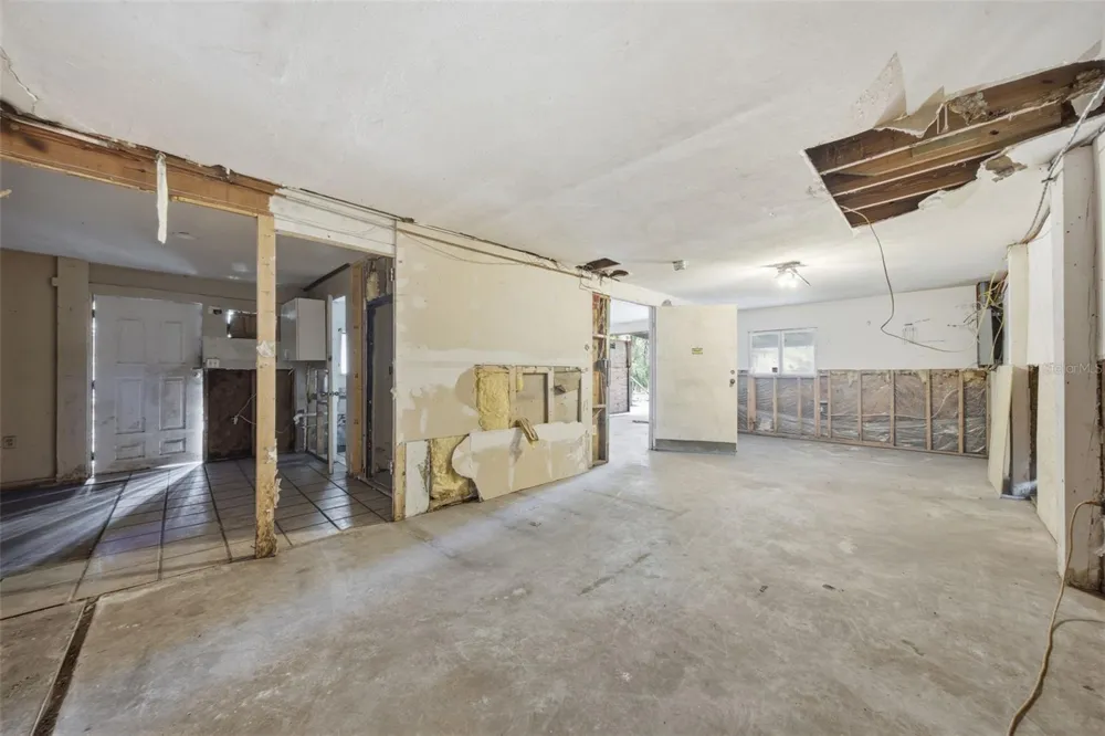 307 W ALFRED STREET Tampa, FL 33603
