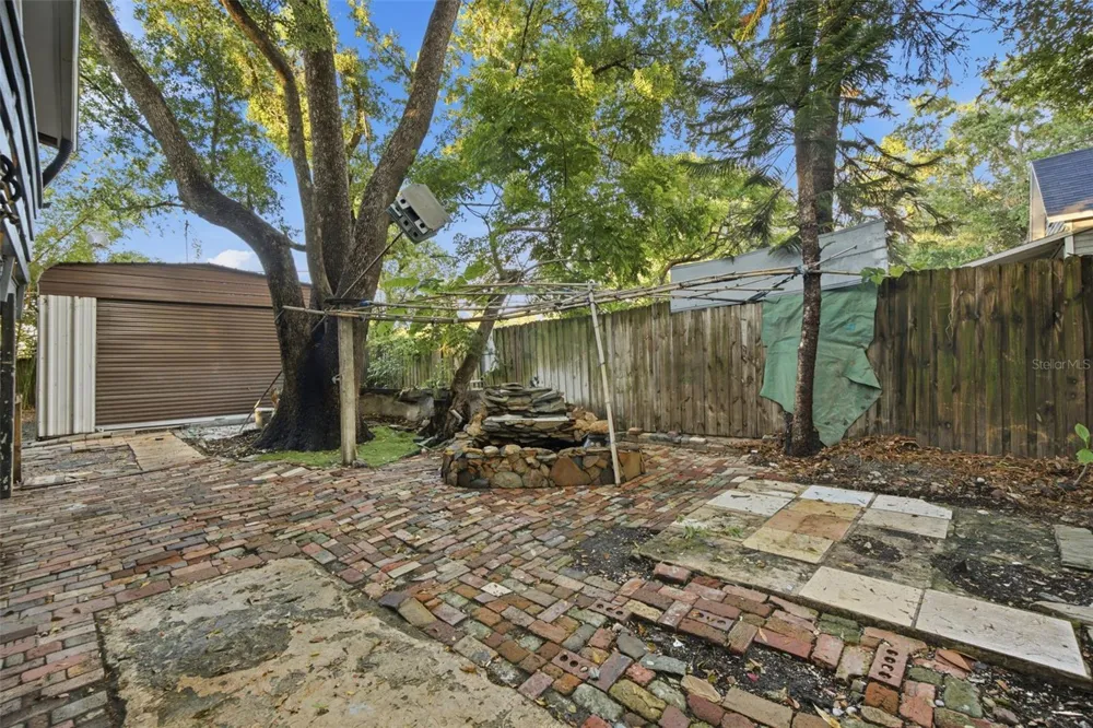 307 W ALFRED STREET Tampa, FL 33603