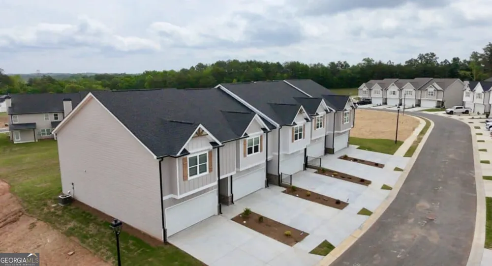 6362 Pine Ridge PT Lula, GA 30554