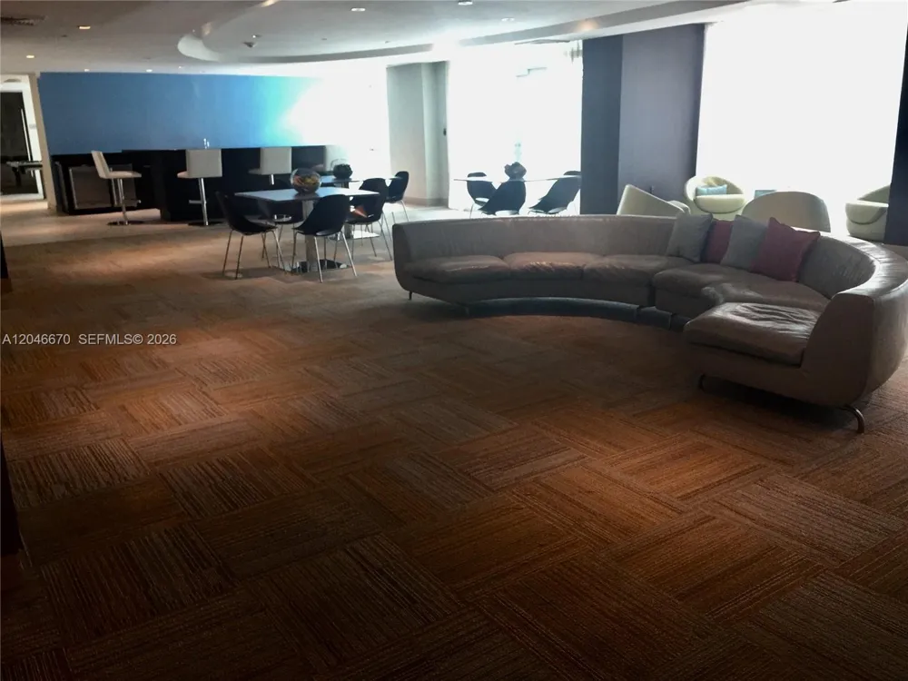 951 Brickell Ave #1909 Miami, FL 33131