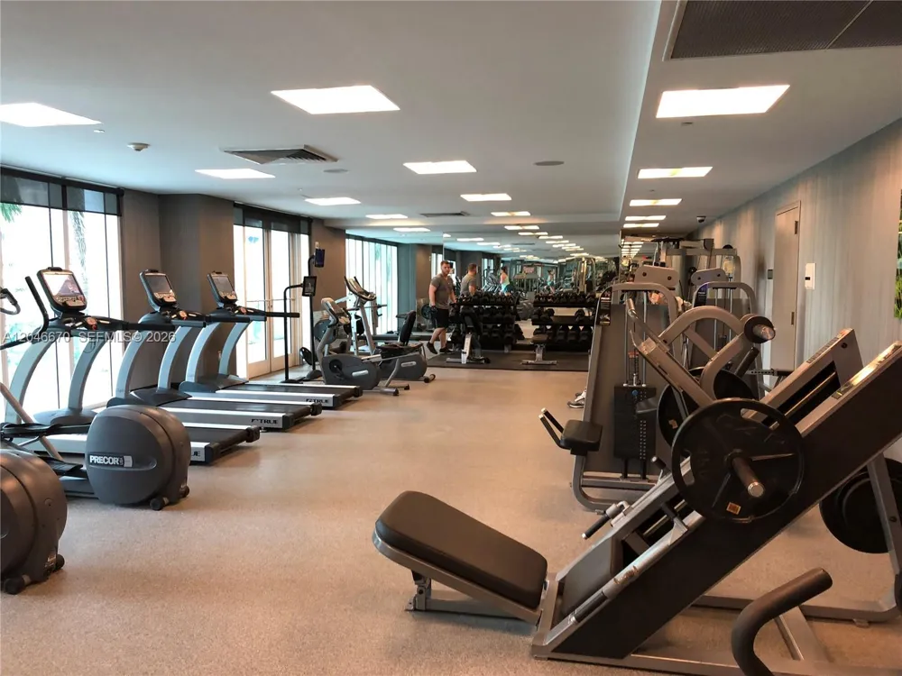 951 Brickell Ave #1909 Miami, FL 33131