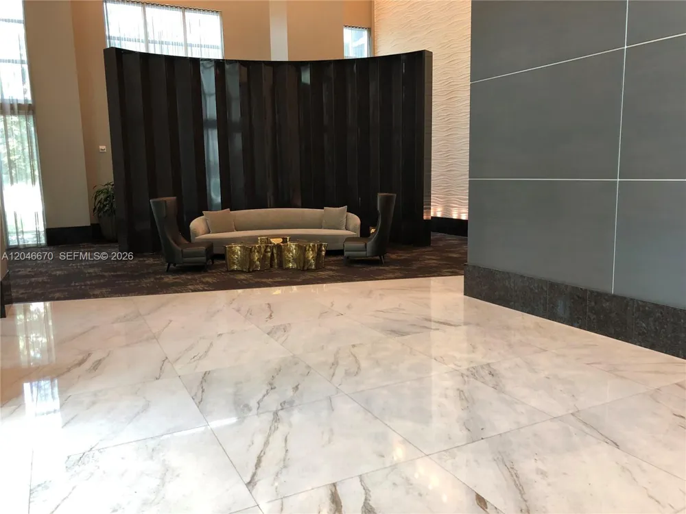 951 Brickell Ave #1909 Miami, FL 33131