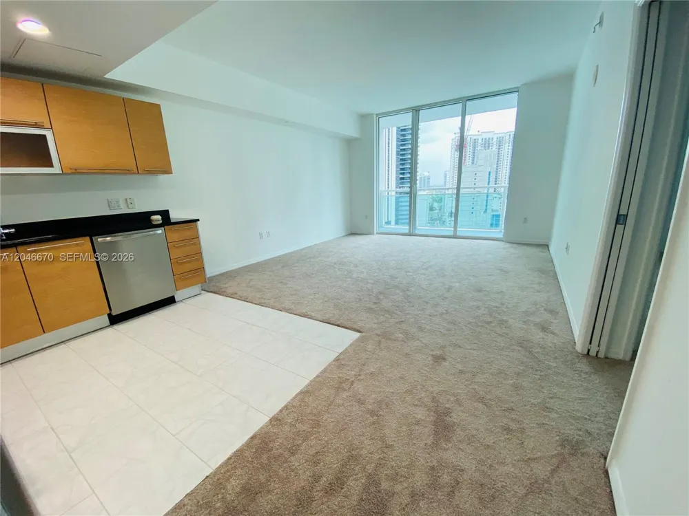 951 Brickell Ave #1909 Miami, FL 33131