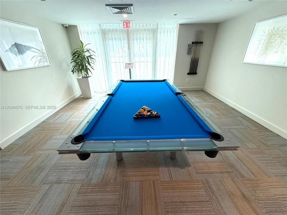 951 Brickell Ave #1909 Miami, FL 33131