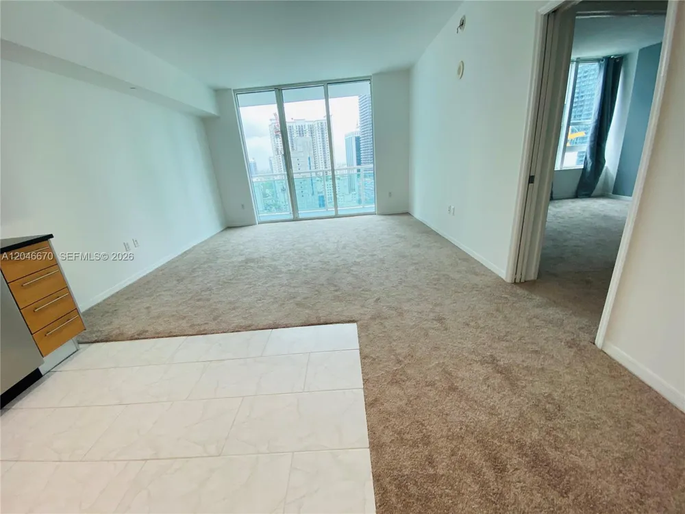 951 Brickell Ave #1909 Miami, FL 33131