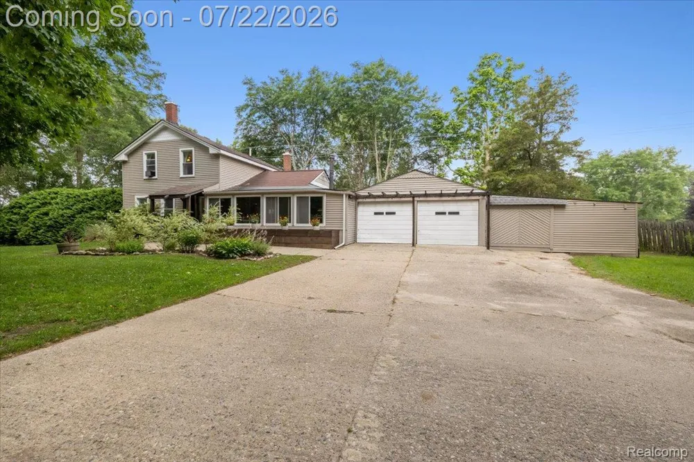 16036 Worden Road Groveland Township, MI 48442