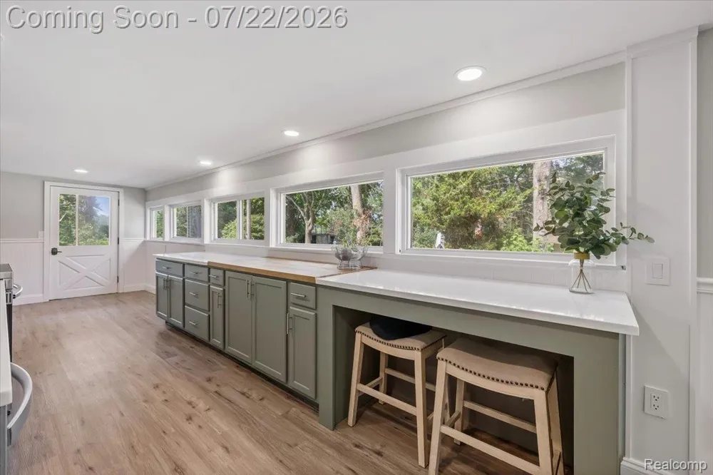 16036 Worden Road Groveland Township, MI 48442
