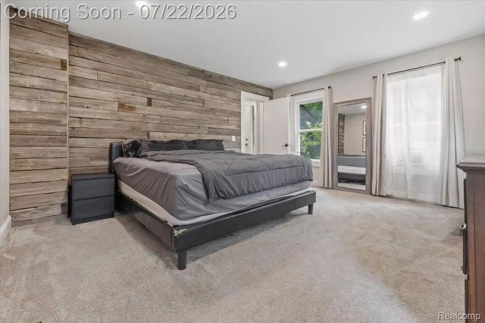 16036 Worden Road Groveland Township, MI 48442