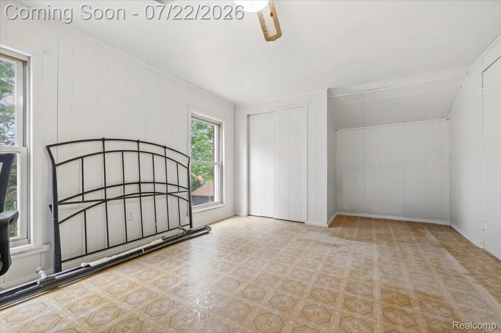 16036 Worden Road Groveland Township, MI 48442