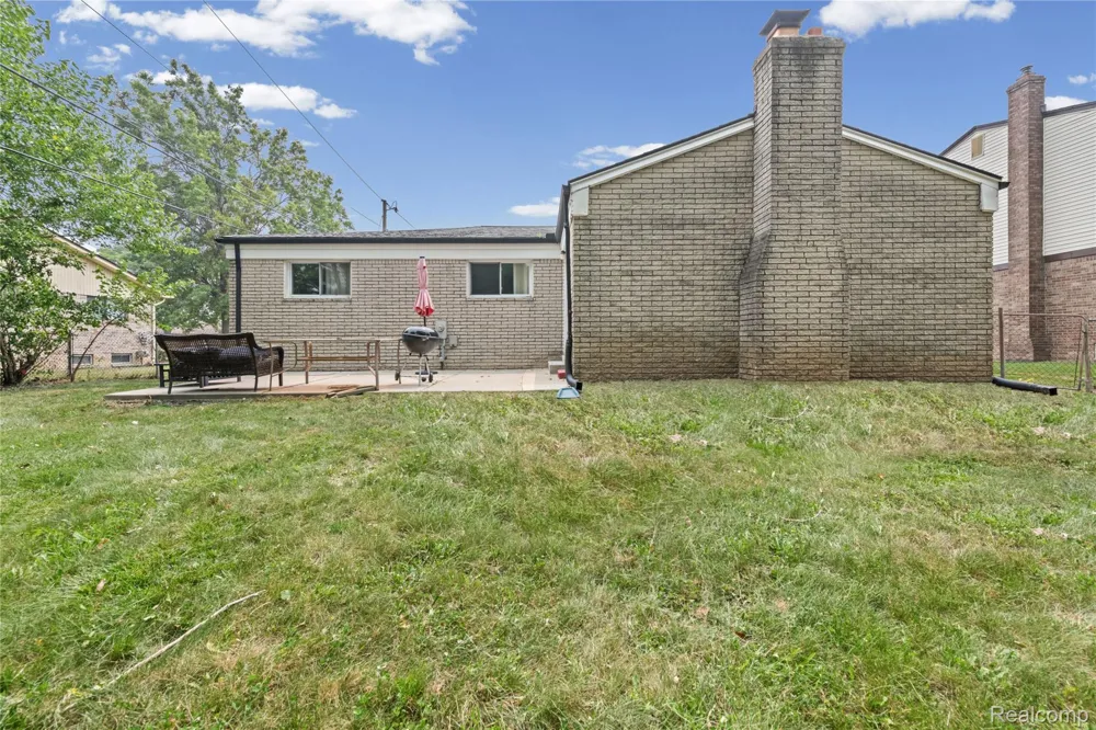 4051 Dickson Drive Sterling Heights City, MI 48310