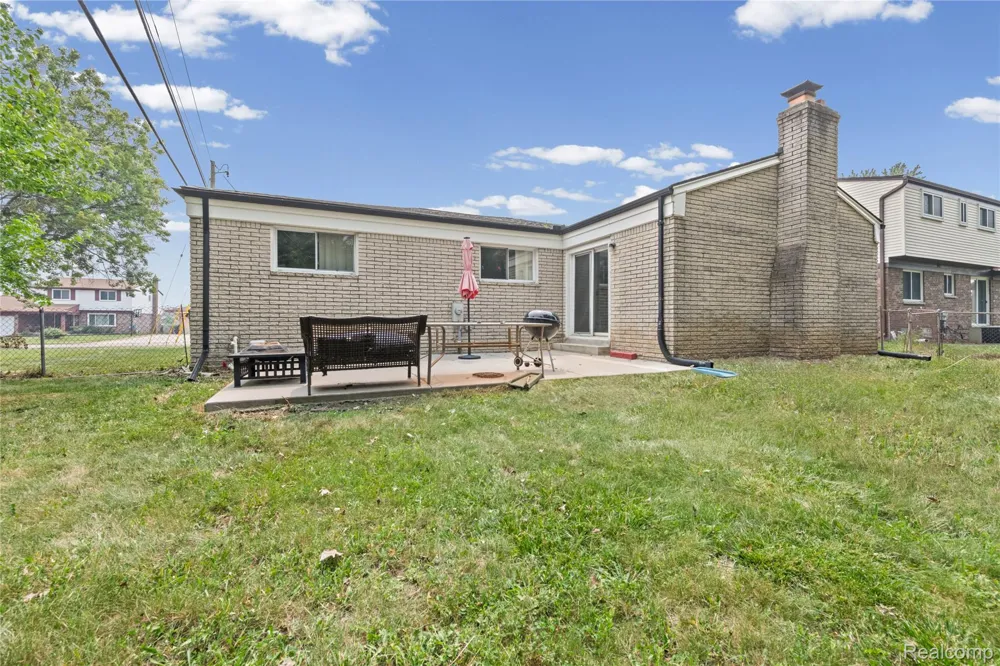 4051 Dickson Drive Sterling Heights City, MI 48310