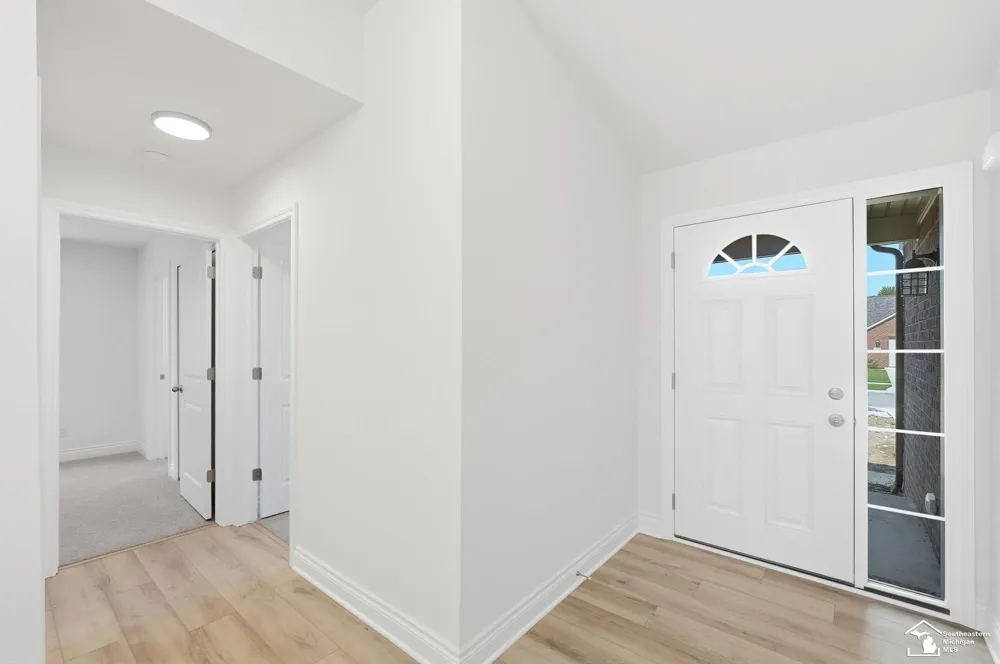 582 Rose Crest Boulevard Frenchtown Township, MI 48162