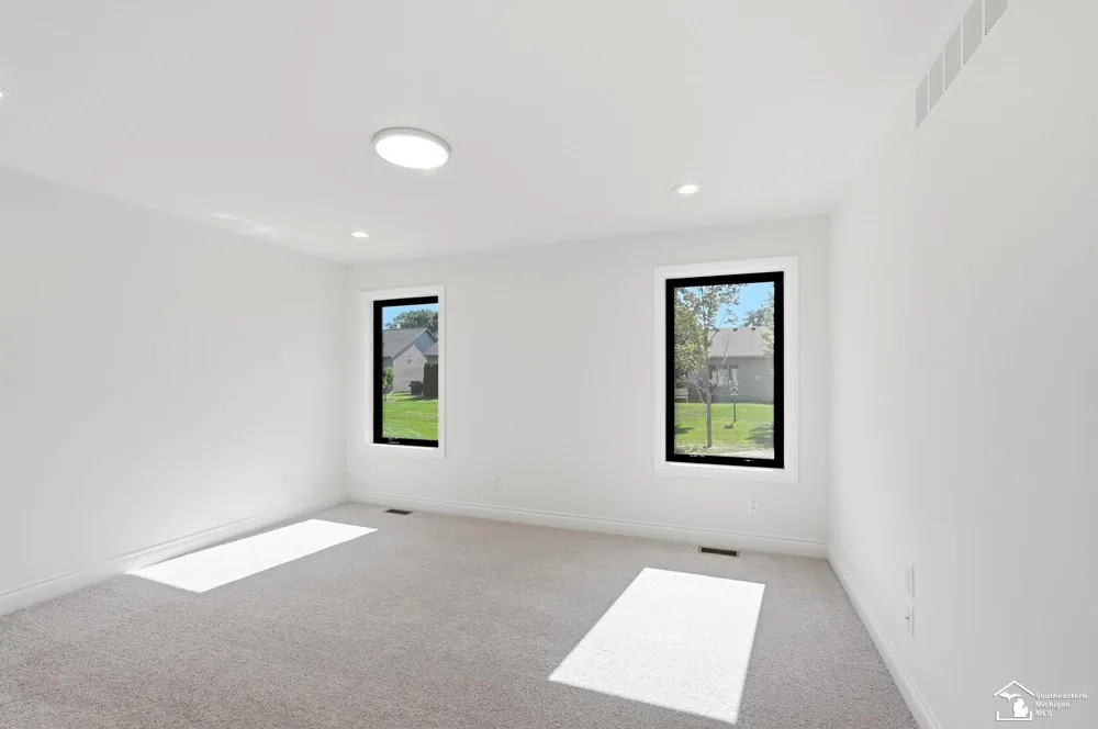 582 Rose Crest Boulevard Frenchtown Township, MI 48162