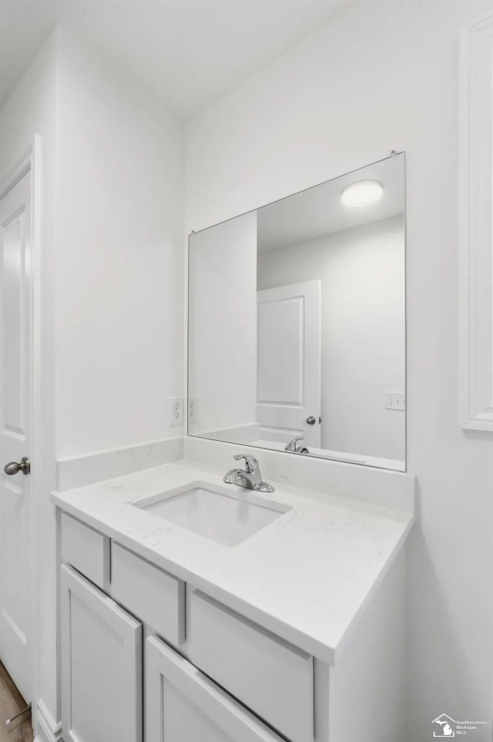 582 Rose Crest Boulevard Frenchtown Township, MI 48162