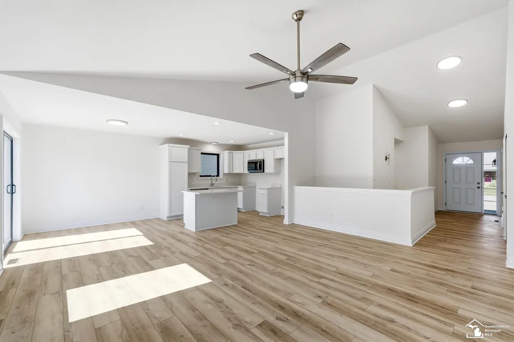 582 Rose Crest Boulevard Frenchtown Township, MI 48162