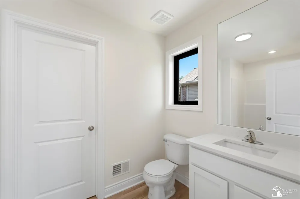 582 Rose Crest Boulevard Frenchtown Township, MI 48162