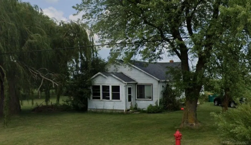 991 S tuscola Road Bay City City, MI 48708