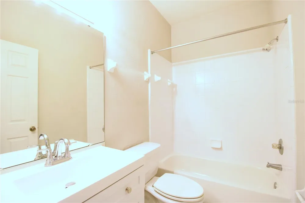 4742 NW 79TH ROAD Gainesville, FL 32653