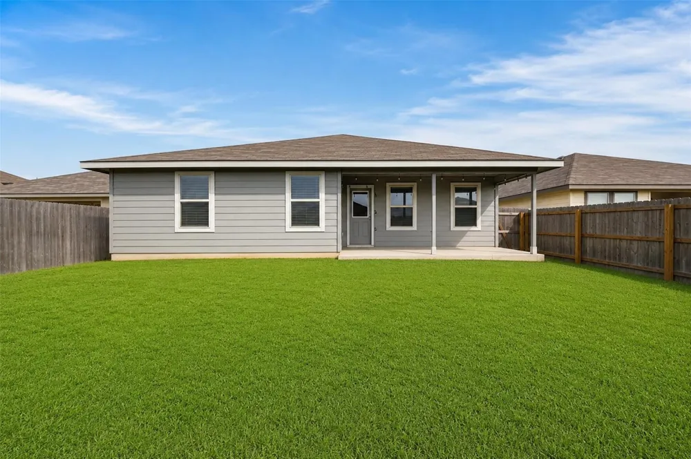 216 Rockbridge Drive Huntsville, TX 77340