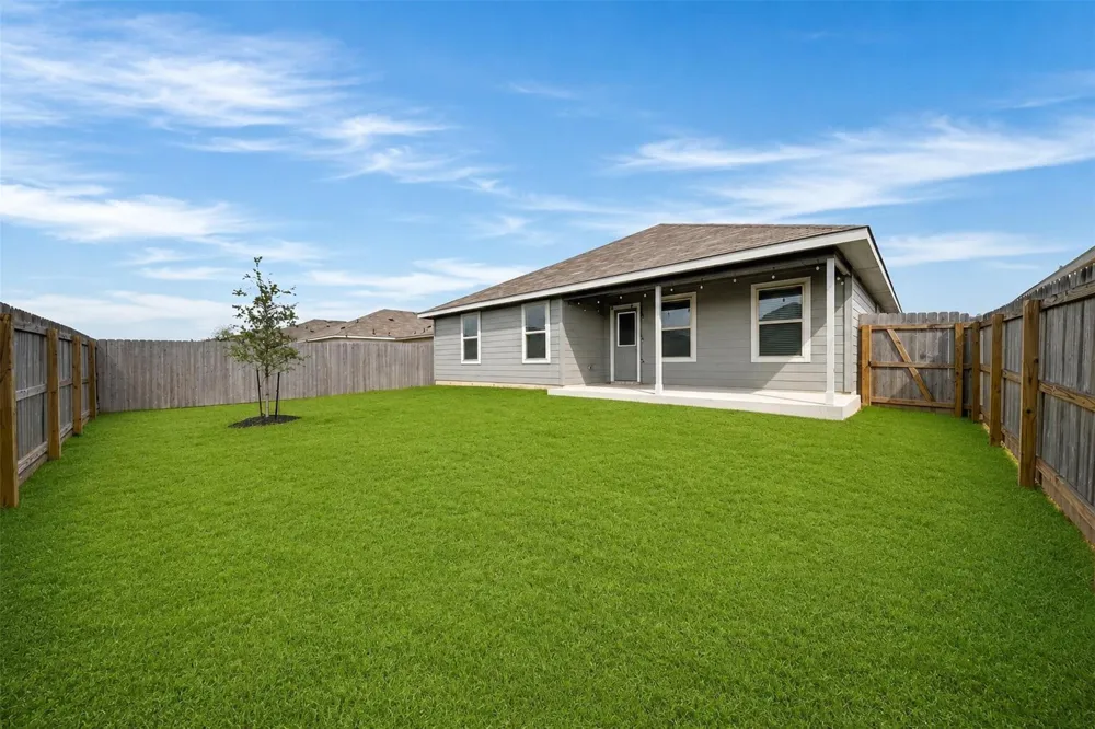 216 Rockbridge Drive Huntsville, TX 77340