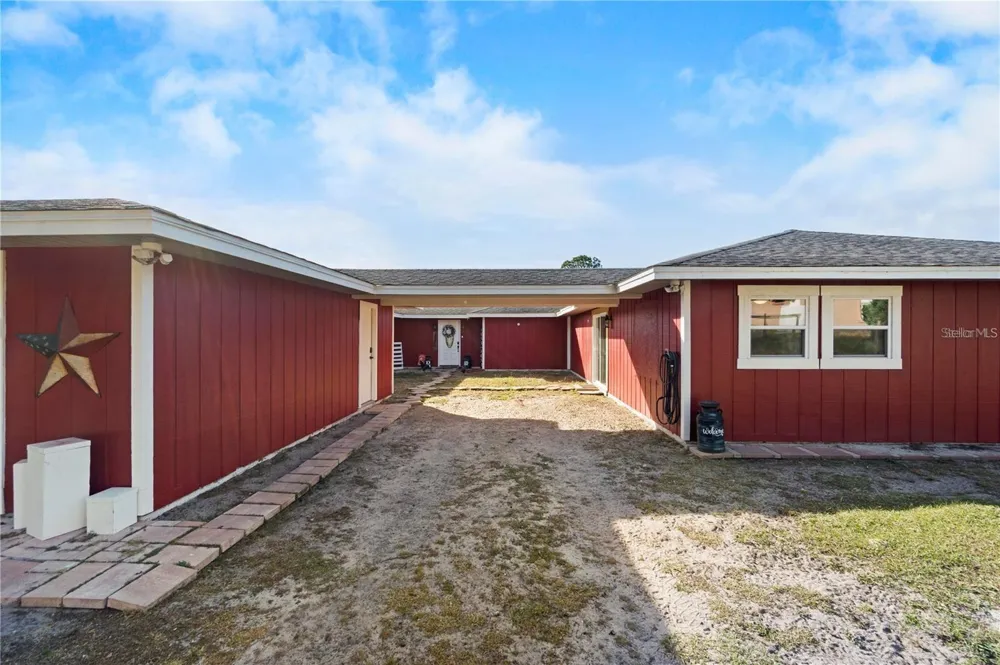 15525 VILLA CITY ROAD Groveland, FL 34736