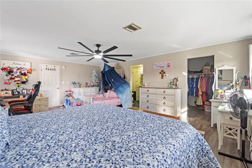 15525 VILLA CITY ROAD Groveland, FL 34736