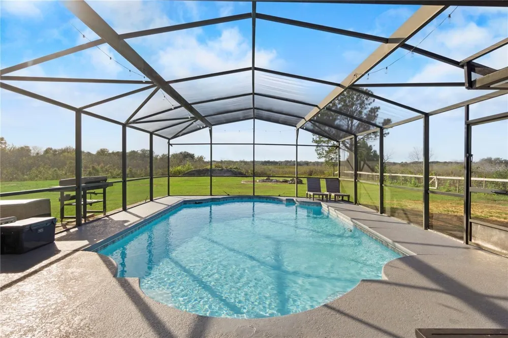 15525 VILLA CITY ROAD Groveland, FL 34736