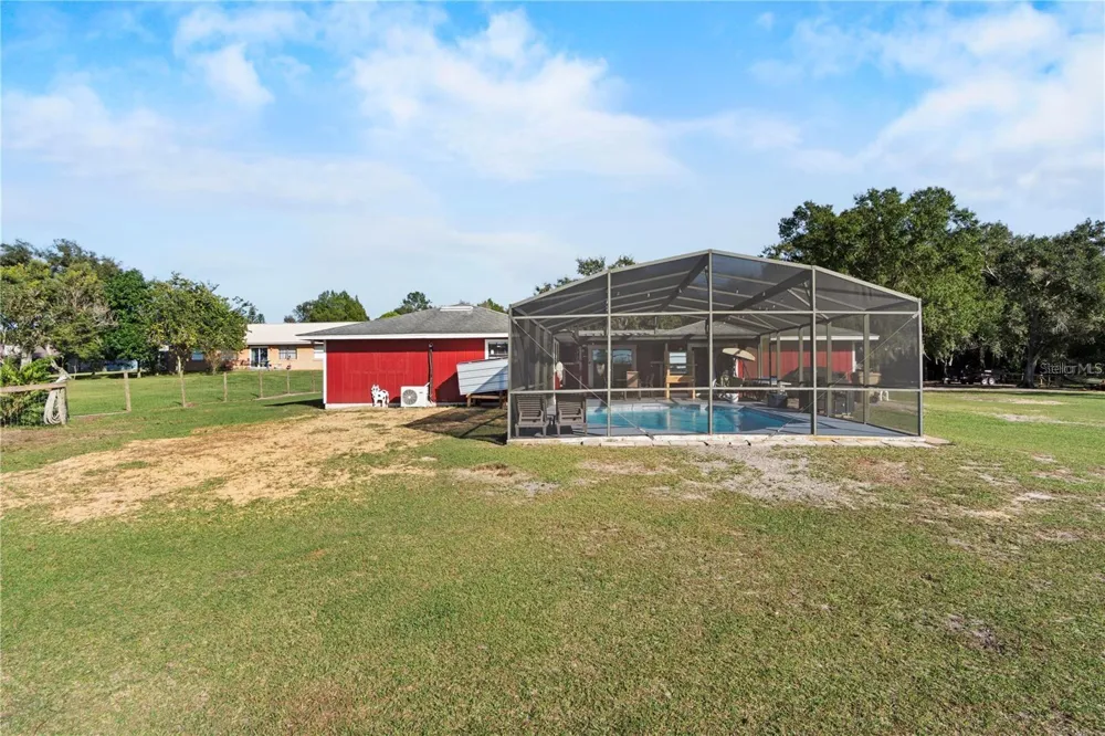 15525 VILLA CITY ROAD Groveland, FL 34736