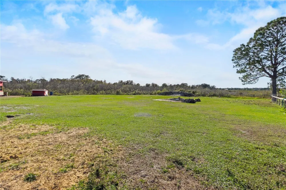 15525 VILLA CITY ROAD Groveland, FL 34736