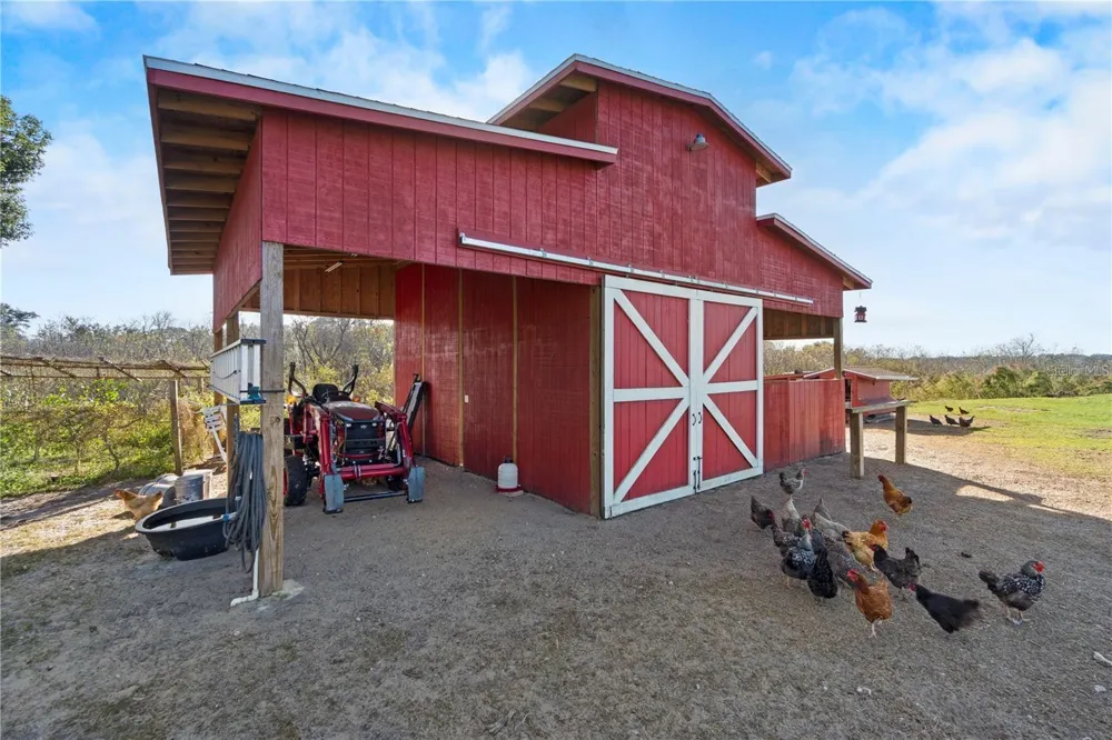 15525 VILLA CITY ROAD Groveland, FL 34736