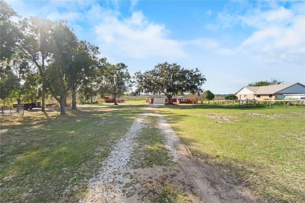 15525 VILLA CITY ROAD Groveland, FL 34736