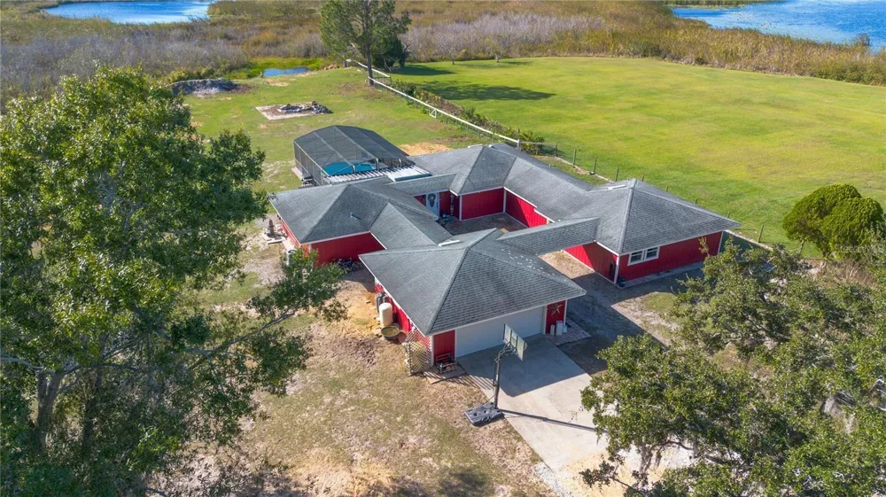 15525 VILLA CITY ROAD Groveland, FL 34736