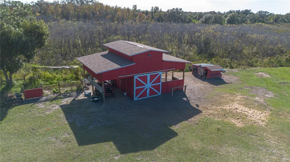 15525 VILLA CITY ROAD Groveland, FL 34736