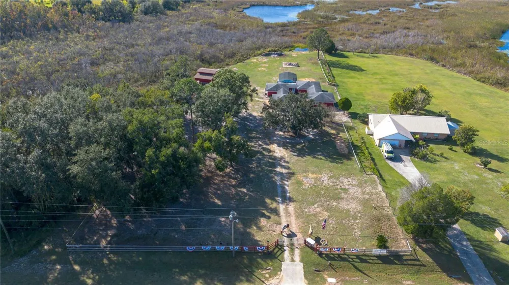 15525 VILLA CITY ROAD Groveland, FL 34736