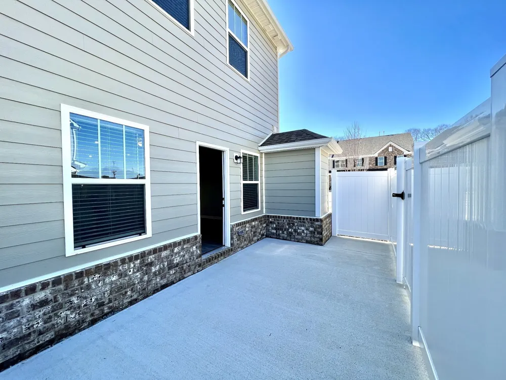 156 Grand Avenue Spring Hill, TN 37174