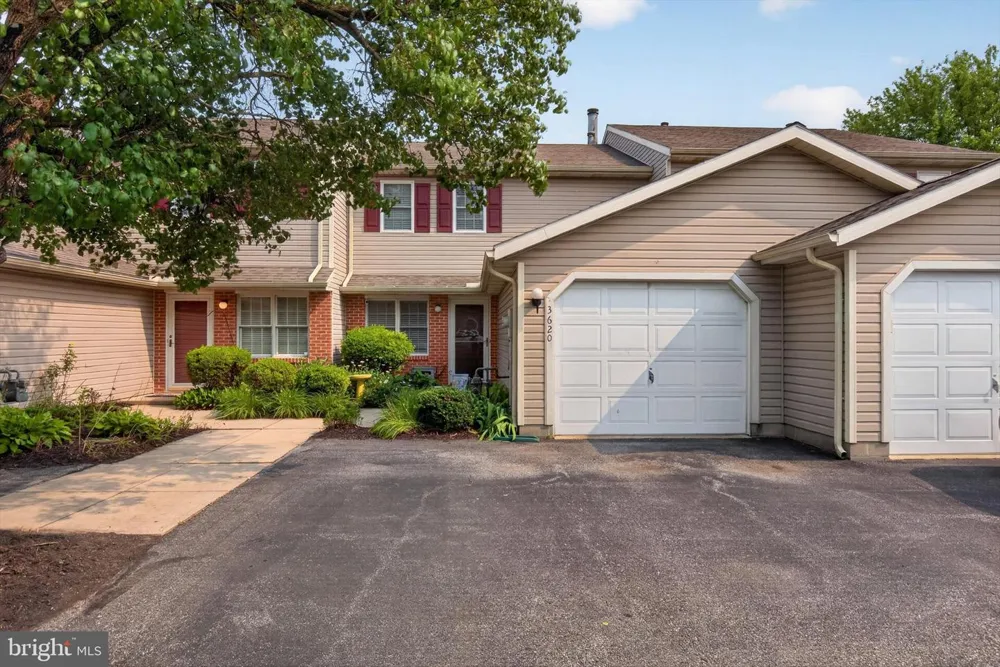 3620 PLEASANT VALLEY ROAD York, PA 17406