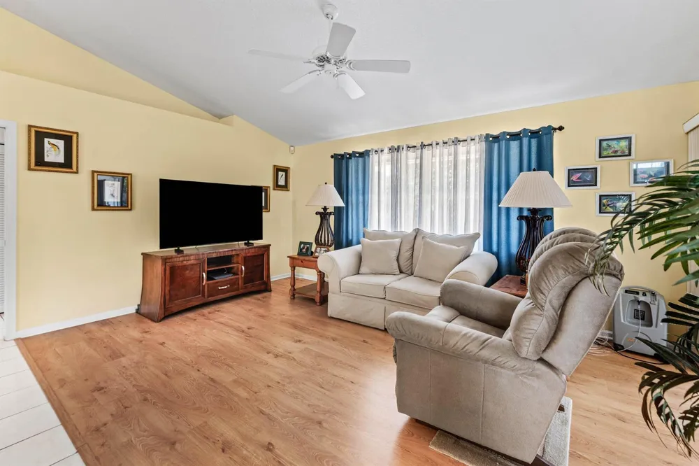 157 MONTEREY WAY Royal Palm Beach, FL 33411