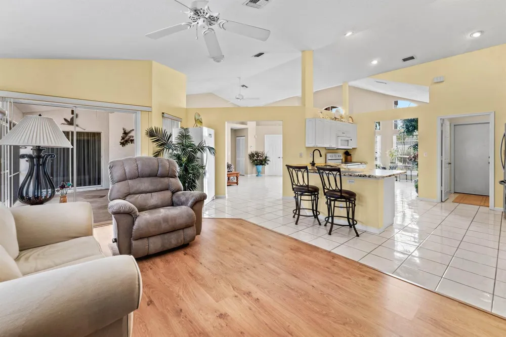 157 MONTEREY WAY Royal Palm Beach, FL 33411