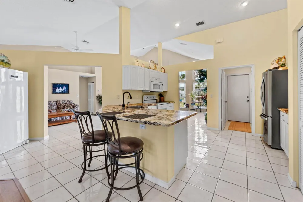 157 MONTEREY WAY Royal Palm Beach, FL 33411