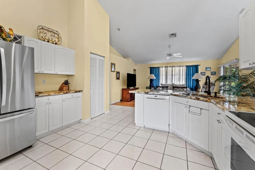 157 MONTEREY WAY Royal Palm Beach, FL 33411