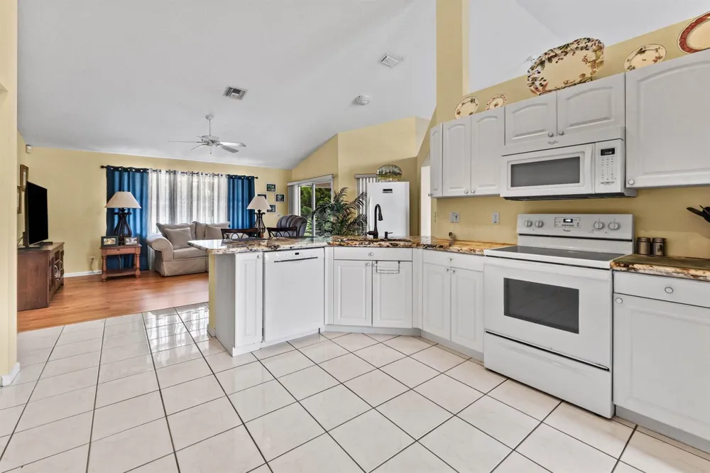 157 MONTEREY WAY Royal Palm Beach, FL 33411