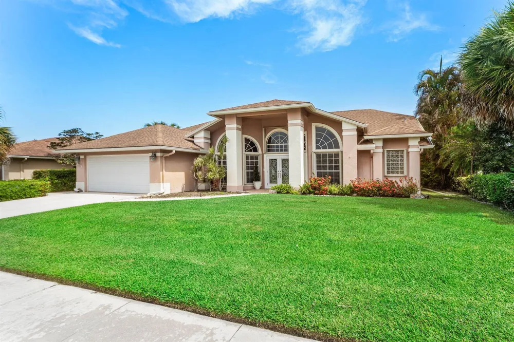 157 MONTEREY WAY Royal Palm Beach, FL 33411